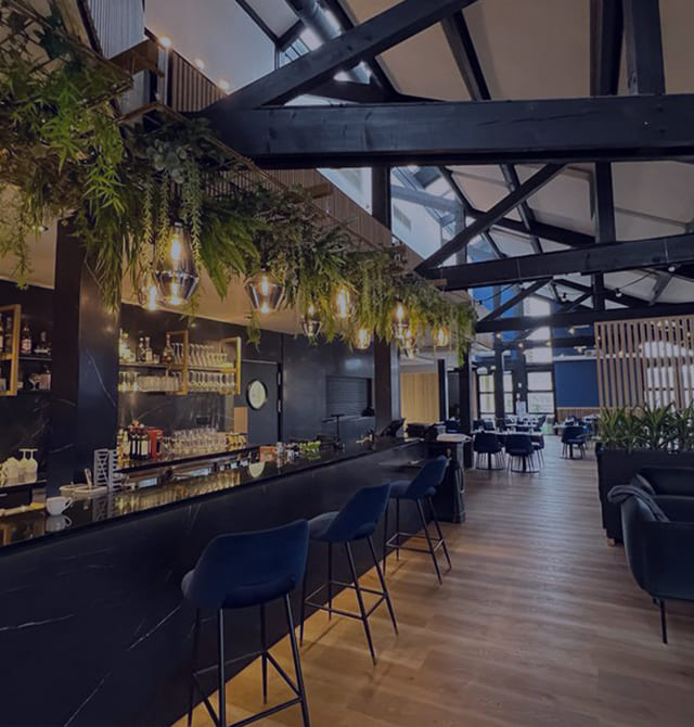 bar louge restaurant Liberty Country Club